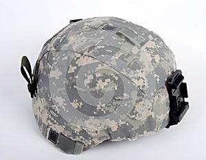 American ACH (Advanced Combat Helmet).