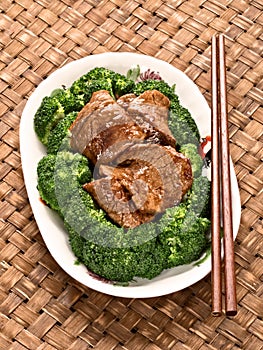 American chinese beef and broccoli