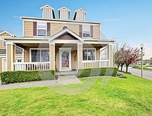 American house exterior with covered porch and columns