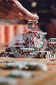 American roulette table, the dealer puts Dolly on the winning number