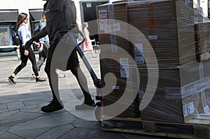 AMERICAN UPS VAN AND DELIVERY MAN