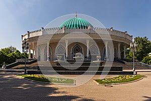 Amir Timur Museum in Tashkent, Uzbekistan photo