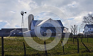 Amish Barn