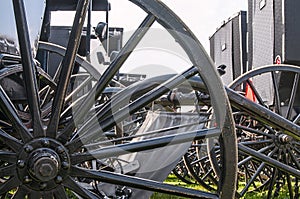 Amish buggy, spoked wheels