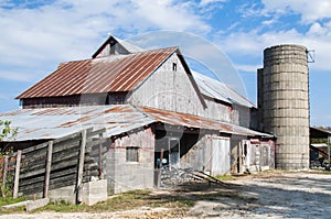 Amish barn