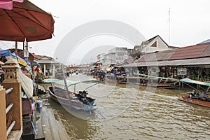 Amphawa Floating Market