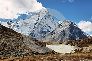 Amphu Gyabjen and Ama Dablan peaks views from Chukhung valley