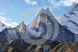 Amphu Gyabjen peak view from Chukhung valley