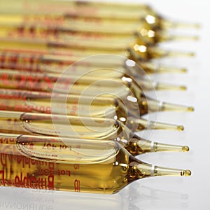 Ampoule (medicine) photo