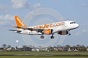 Amsterdam Airport Schiphol - Airbus A319 of EasyJet lands