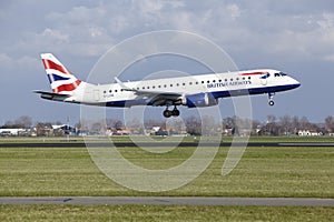 Amsterdam Airport Schiphol - British Airways Embraer 190 lands
