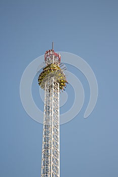 Amusement park ride