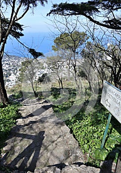 Anacapri - Sentiero per Anacapri e Centrella dal Monte Solaro