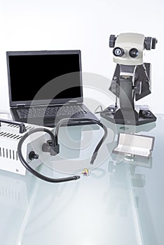 Analysis of gemologist