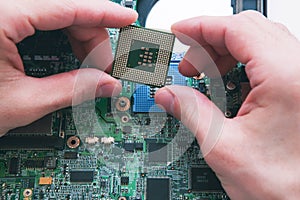 Analysis , installing of processor in CPU socket