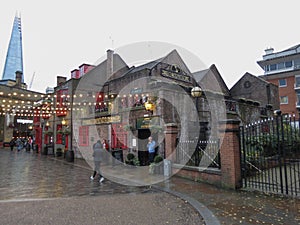 Anchor Bankside pub exteriors in London