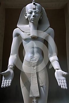 Ancient Alien, Ruler Pharaoh - Alien, Recreating Ancient Egypt's Alternative History.