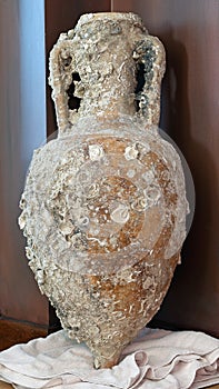 Amphora