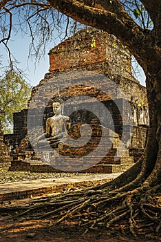 Ancient buddha statue. photo