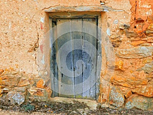 old door in rural landscapes in Zamora province photo