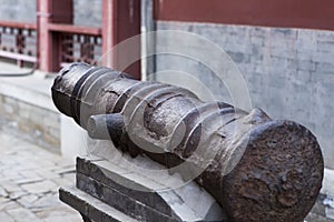 A ncient Cannon