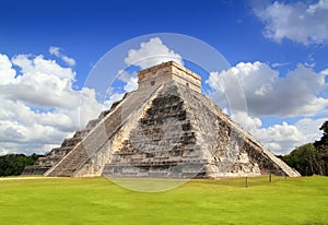 Ancient Chichen Itza Mayan pyramid temple Mexico photo