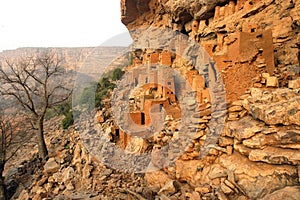 Ancient Dogon and Tellem houses