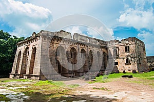 Mandu Historic Hindola Palace