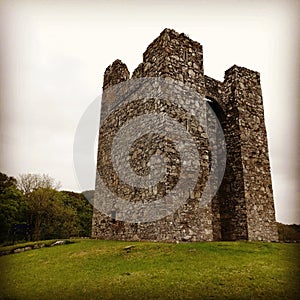 Ancient Ireland& x27;s and it& x27;s castles