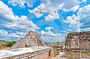 Antiguo pirámide maya en, México 