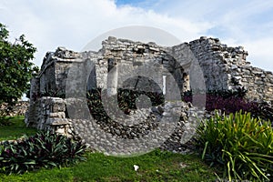Casa De Las Columnas Mayan Ruins photo