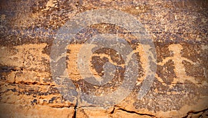 Ancient petroglyphs on rock, Valley of Fire State Park, USA.