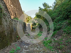 Ancient route to Langar Khani Gate with steps on fort wall