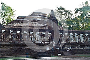 Ancient Ruins of Wat Chang Rop at Kamphaeng Phet Historical Park