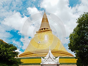 Ancient stupa Phra Pathom Chedi, Nakhonpathom, Thailand