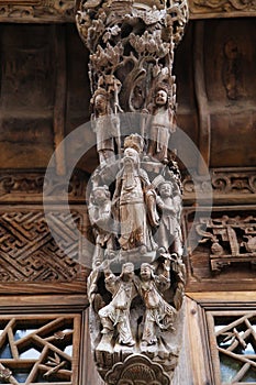 Ancient wood carving at Huanglin village