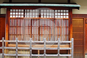 Facade traditional wooden Japanse house, Gion district, Kyoto