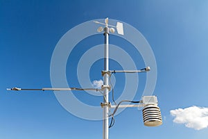 Anemometer, temperature and humidity meteorological instrument on the pole