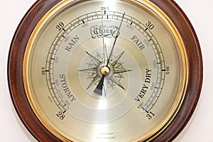 Aneroid barometer