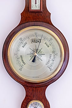 Aneroid barometer