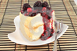 Angel Cake with berry sauce