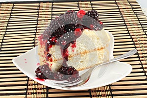 Angel Cake with berry sauce