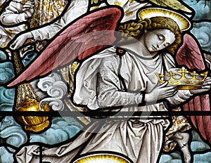 An angel with a crown (stained glass)