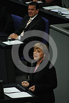 Angela Merkel, Gerhard Schroeder