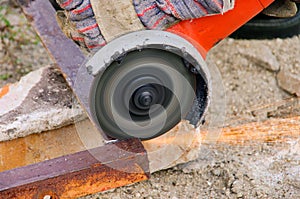 Angle grinder