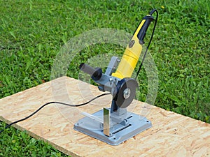 Angle grinder cutoff stand