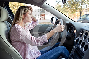 Angry driver losing her temper