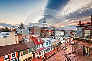 Annapolis, Maryland, USA downtown view over Main Street with the State House