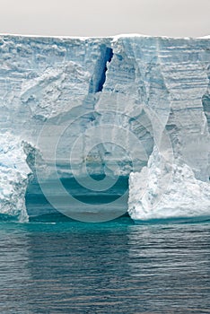 Antartica - Tabular Iceberg in Bransfield Strait