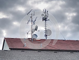 Antenna on a brown roof on a sunny day